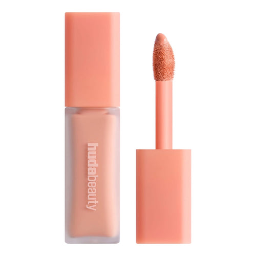 HUDA BEAUTY