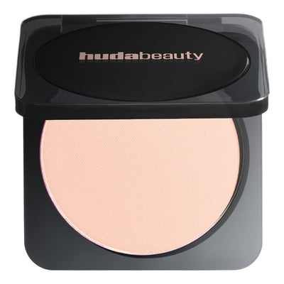 HUDA BEAUTY